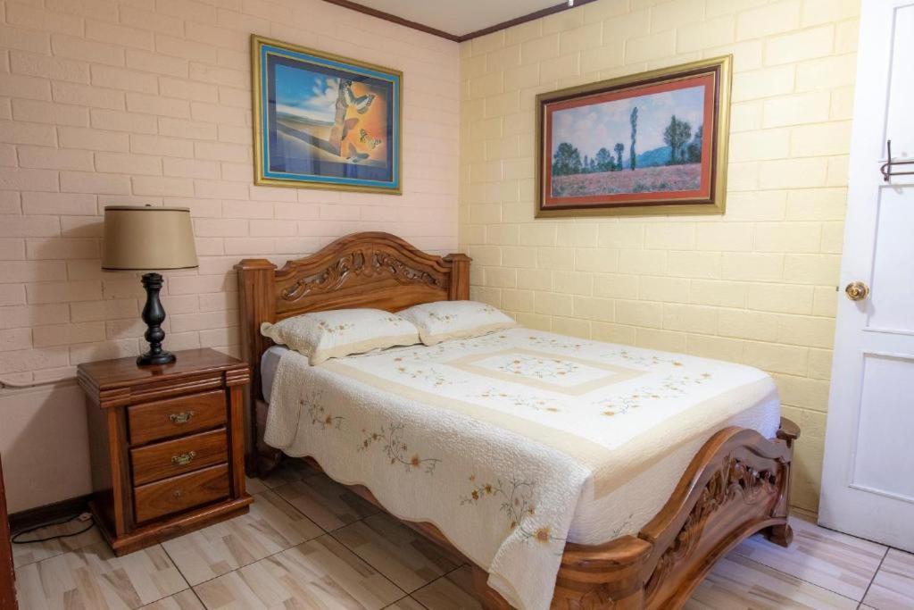 Sura Bed And Breakfast San José Exteriör bild
